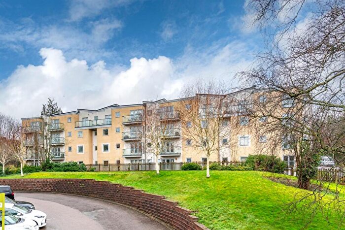 2 Bedroom Apartment To Rent In Bury Road, Gadebury Heights, HP1