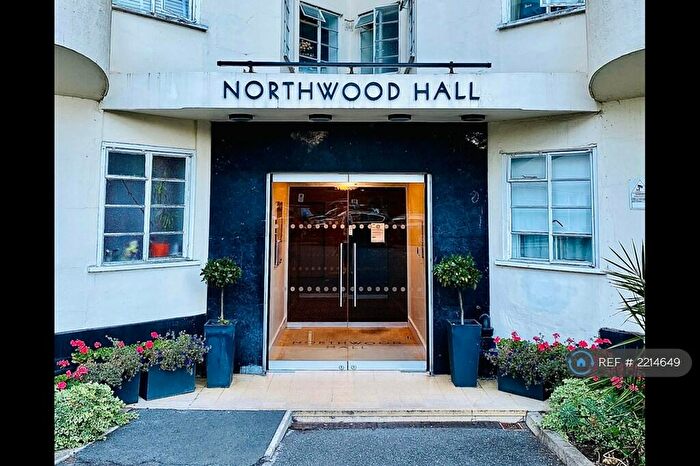 2 Bedroom Flat To Rent In Highgate, London, N6