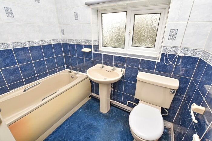 3 Bedroom End Of Terrace House For Sale In Forwood Road, Bromborough, CH62