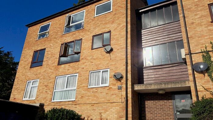 2 Bedroom Flat To Rent In Webdell Court, Norwich, NR1
