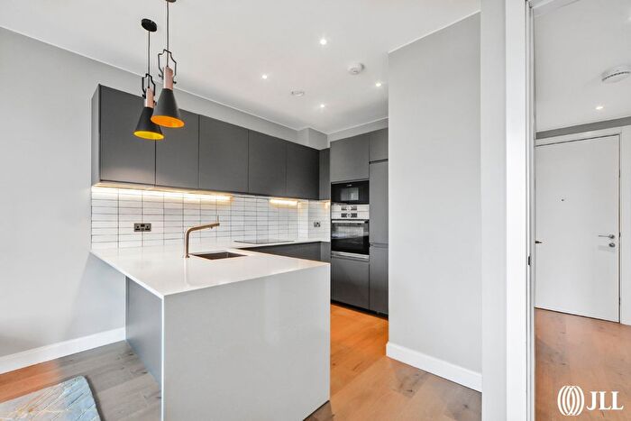 1 Bedroom Flat To Rent In Copperworks Wharf, London, E15