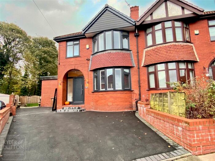 3 Bedroom Semi-Detached House To Rent In Parkside, Alkrington, Middleton, Manchester, M24