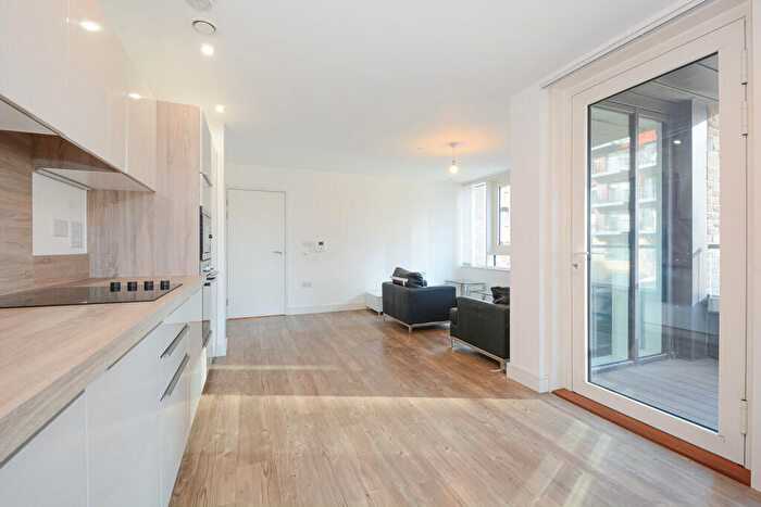 2 Bedroom Apartment To Rent In Oslo Tower, Greenland Place, SE8