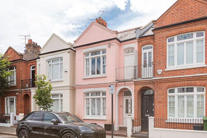 2 Bedroom Property For Sale In Fabian Road, Fulham, London, SW6