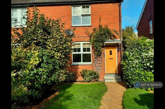 2 Bedroom Semi-Detached House To Rent In Murrells Lane, Camberley, GU15