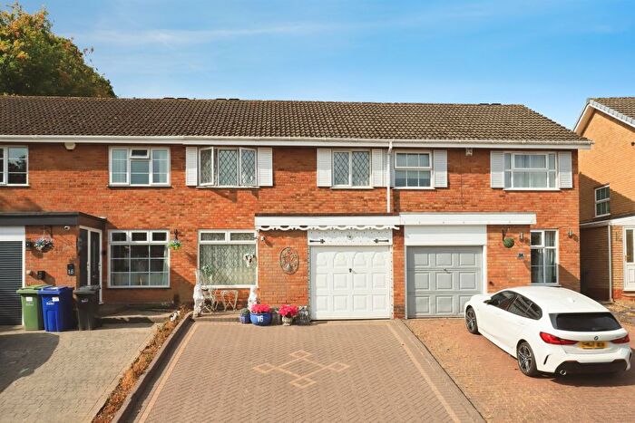 3 Bedroom Terraced House For Sale In Blackford Close, Halesowen, B63