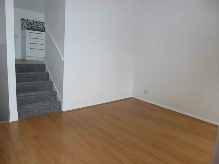 1 Bedroom Terraced House To Rent In Camille Close, London, SE25