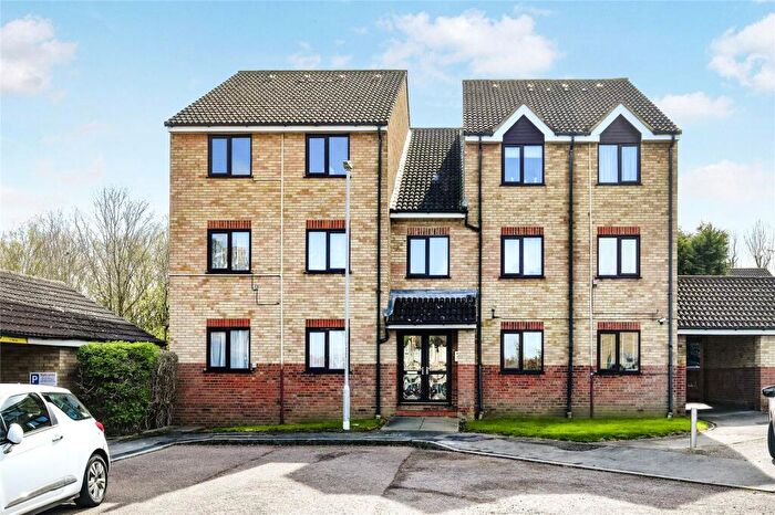 1 Bedroom Flat To Rent In Markwell Wood, Harlow, CM19