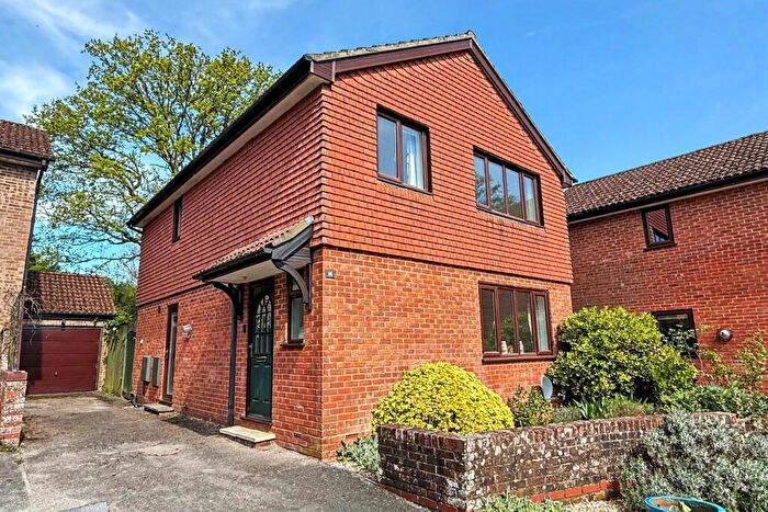 4 Bedroom Detached House For Sale In Fordingbridge, SP6