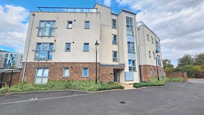 1 Bedroom Flat To Rent In Liverymen Walk, Greenhithe, DA9