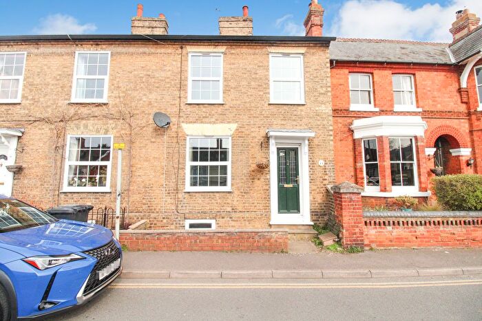 2 Bedroom Cottage For Sale In Royston Street, Potton, SG19