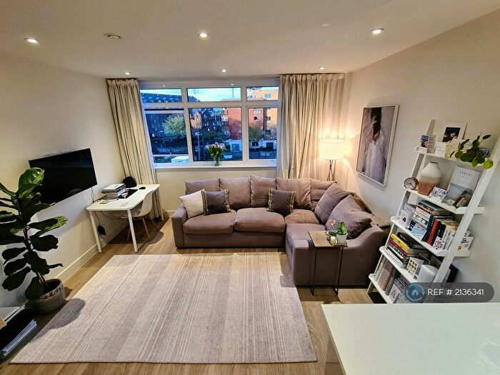 1 Bedroom Flat To Rent In Ridgmont Road, St. Albans, AL1