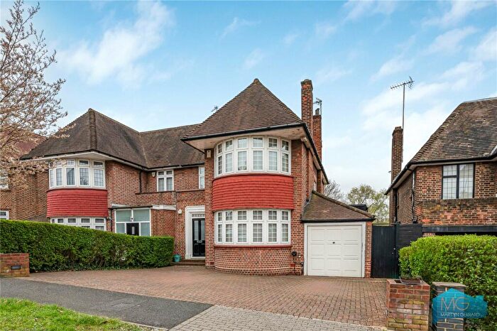 5 Bedroom Semi Detached House For Sale In Dorchester Gardens, London, NW11