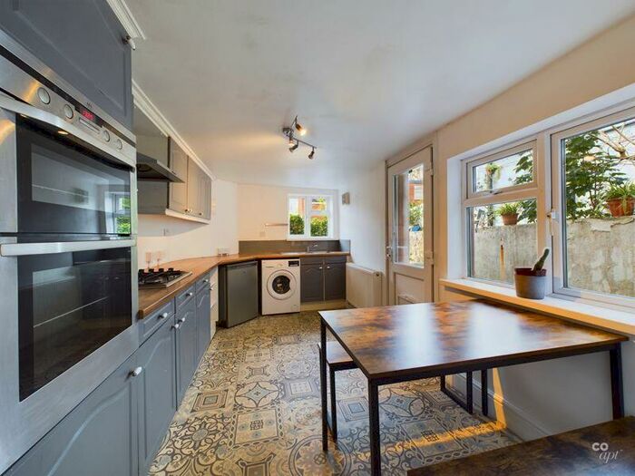 4 Bedroom Detached House To Rent In Elm Grove, Brighton, BN2