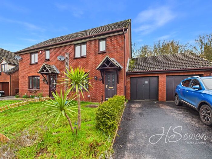 3 Bedroom Semi Detached House For Sale In Heron Way, Torquay, TQ2