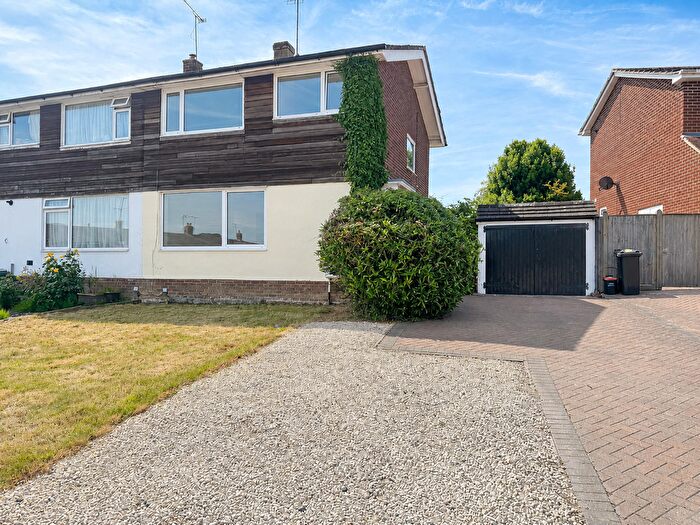 3 Bedroom Semi Detached House For Sale In Staplehurst, Kent, TN12