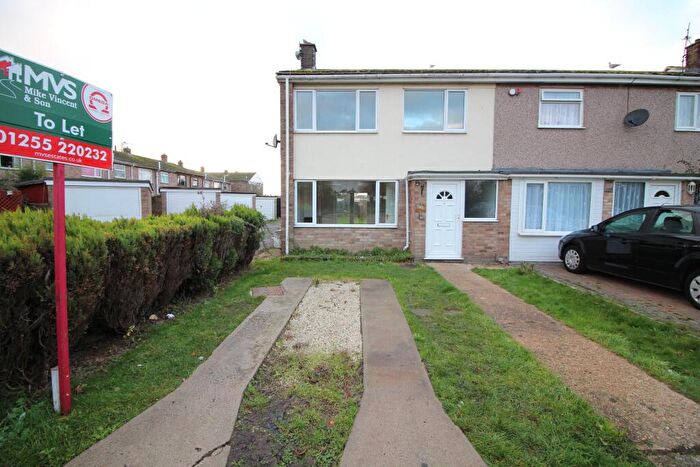 3 Bedroom Semi-Detached House To Rent In Coopers Lane, Clacton-on-Sea, CO15
