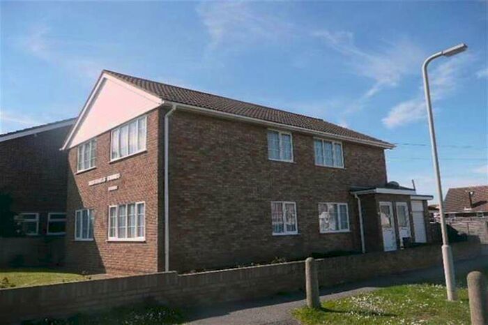 3 Bedroom Apartment To Rent In South Coast Road, Peacehaven, BN10