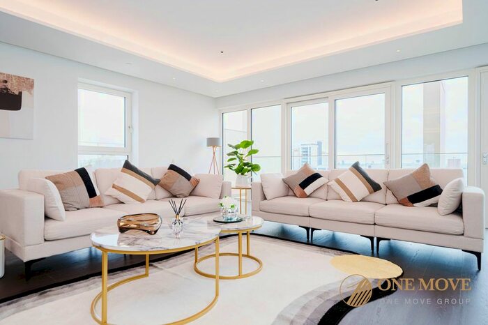 4 Bedroom Flat To Rent In Fountain Park Way, London, W12