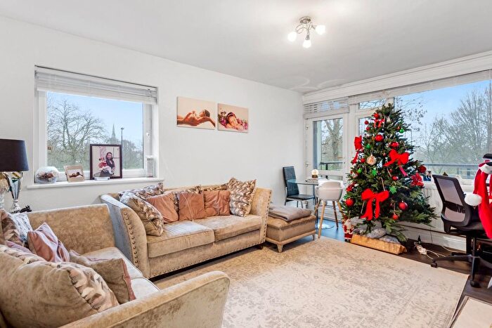 2 Bedroom Flat To Rent In Highbury New Park, London, N5