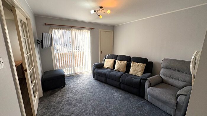 2 Bedroom Flat To Rent In Hardgate, Aberdeen, AB11