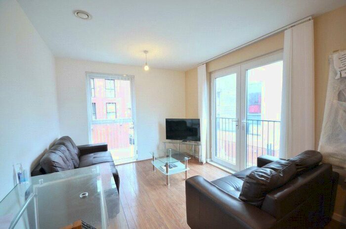 3 Bedroom Apartment To Rent In Alto, Block A, Sillavan Way, Manchester, M3