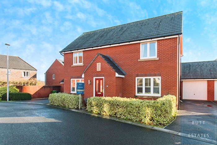 4 Bedroom Detached House For Sale In Lower Barton, Exeter, EX5