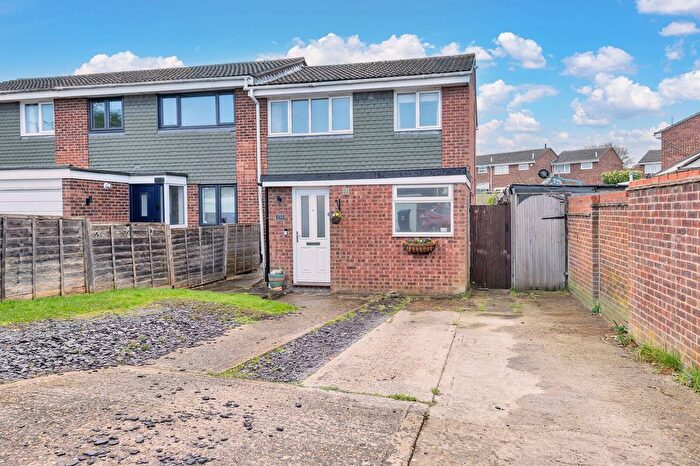 3 Bedroom End Terrace House For Sale In Burns Road, Royston, SG8