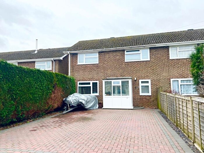 3 Bedroom End Of Terrace House For Sale In Holbury, Southampton, Hampshire, SO45