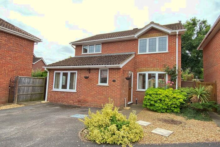 4 Bedroom Detached House To Rent In Chineham, Basingstoke, RG24