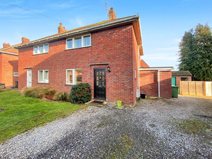 2 Bedroom House For Sale In Ferozeshah Road, Northfields, SN10