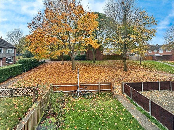 3 Bedroom Terraced House For Sale In Ruskin Walk, Bicester, Oxfordshire, OX26