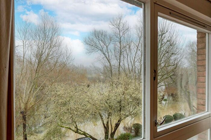 1 Bedroom Apartment For Sale In Water Eaton Road, Eaton Court Water Eaton Road, OX2