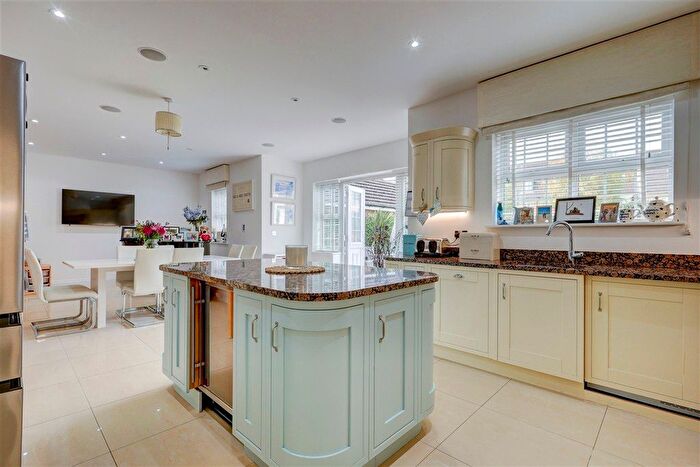 6 Bedroom Detached House For Sale In Boleyn Row, Epping, Essex, CM16