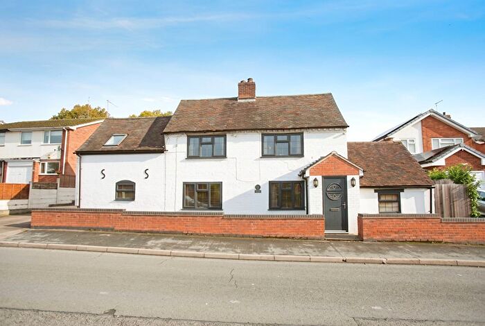 3 Bedroom Cottage For Sale In Common Lane, Polesworth, B78