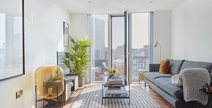 1 Bedroom Apartment To Rent In The Residences Manchester, Greater Manchester, M15