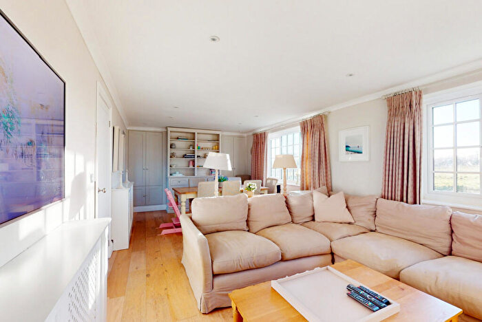 3 Bedroom Semi-Detached House For Sale In Longburton, Sherborne, DT9