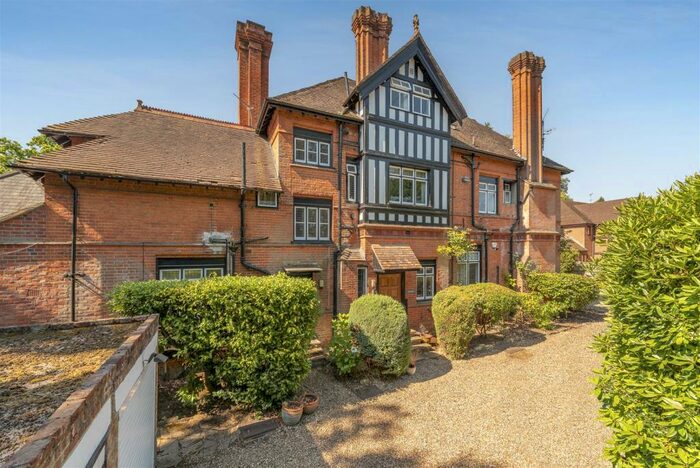 2 Bedroom Apartment To Rent In Charters Road, Sunningdale, SL5