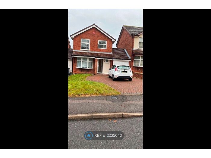 3 Bedroom Detached House To Rent In Hilltop, Tonbridge, TN9