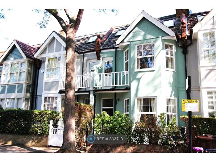 4 Bedroom Terraced House To Rent In Brackley Rd, London, W4