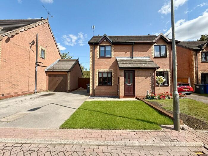 2 Bedroom Semi-Detached House To Rent In Idle Court, Bawtry, Doncaster, DN10