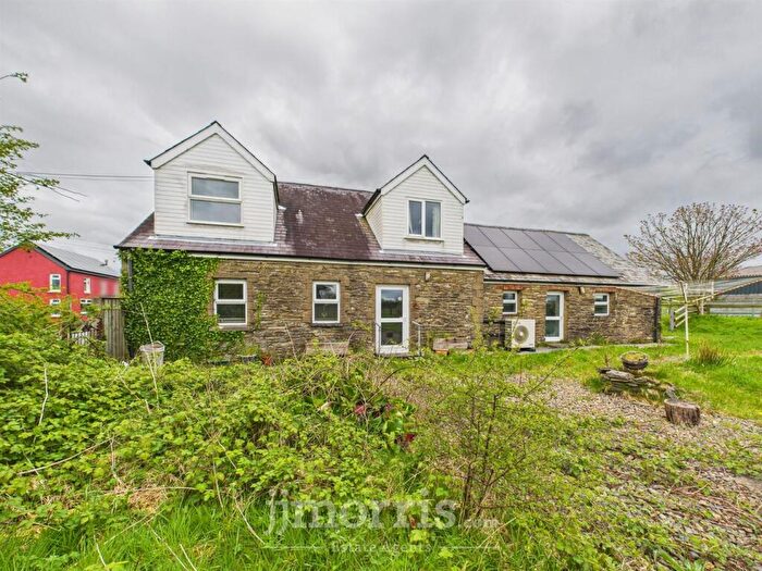 2 Bedroom Detached House For Sale In Henllan Amgoed, SA34