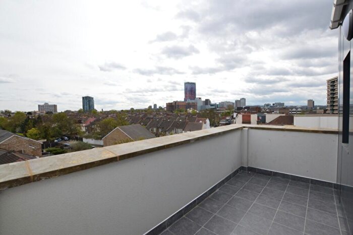 1 Bedroom Flat To Rent In London Road Croydon, CR0