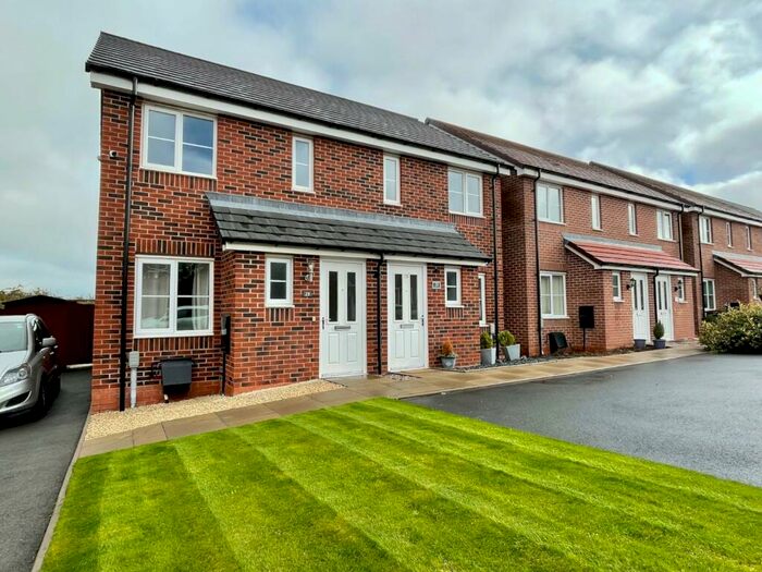 2 Bedroom Semi-Detached House To Rent In Laceby Close, Redditch, Worcestershire, B97