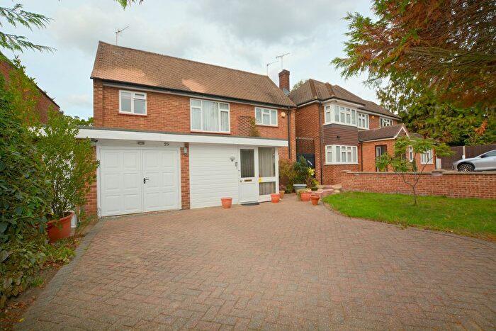 3 Bedroom Detached House For Sale In Clonard Way, Hatch End, HA5