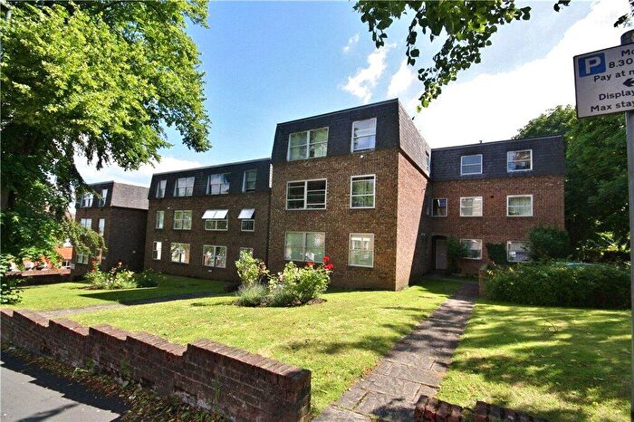 1 Bedroom Apartment To Rent In Jenner Road, Guildford, Surrey, GU1