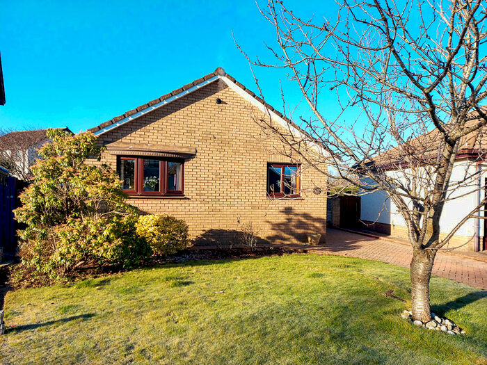 2 Bedroom Bungalow For Sale In Dalmailing Avenue, Dreghorn, KA11