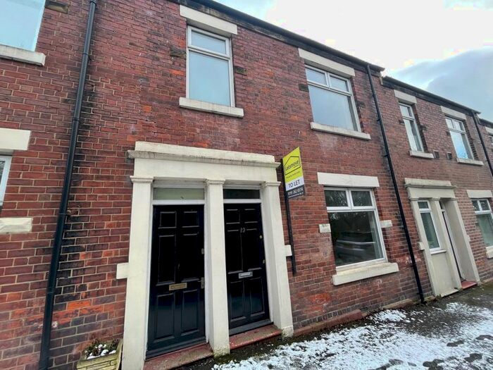 2 Bedroom Flat To Rent In Brinkburn Street, Wallsend, NE28