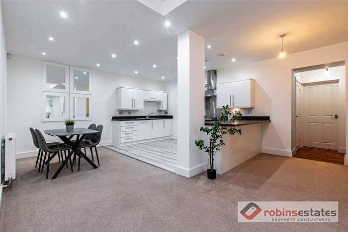 2 Bedroom Flat To Rent In Peel Street, Nottingham, NG1