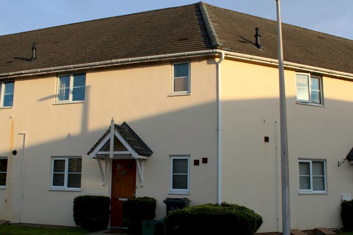 2 Bedroom Maisonette To Rent In Flagstaff Square, Thatcham RG19